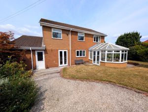 Photo 32- click for photo gallery